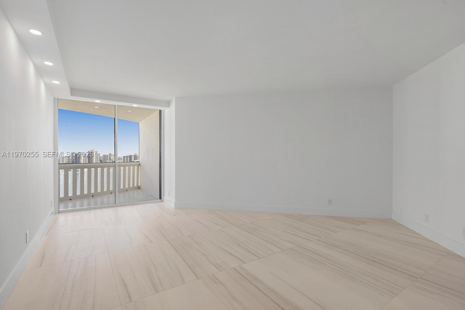 3000 Island Blvd 2504 photo 22