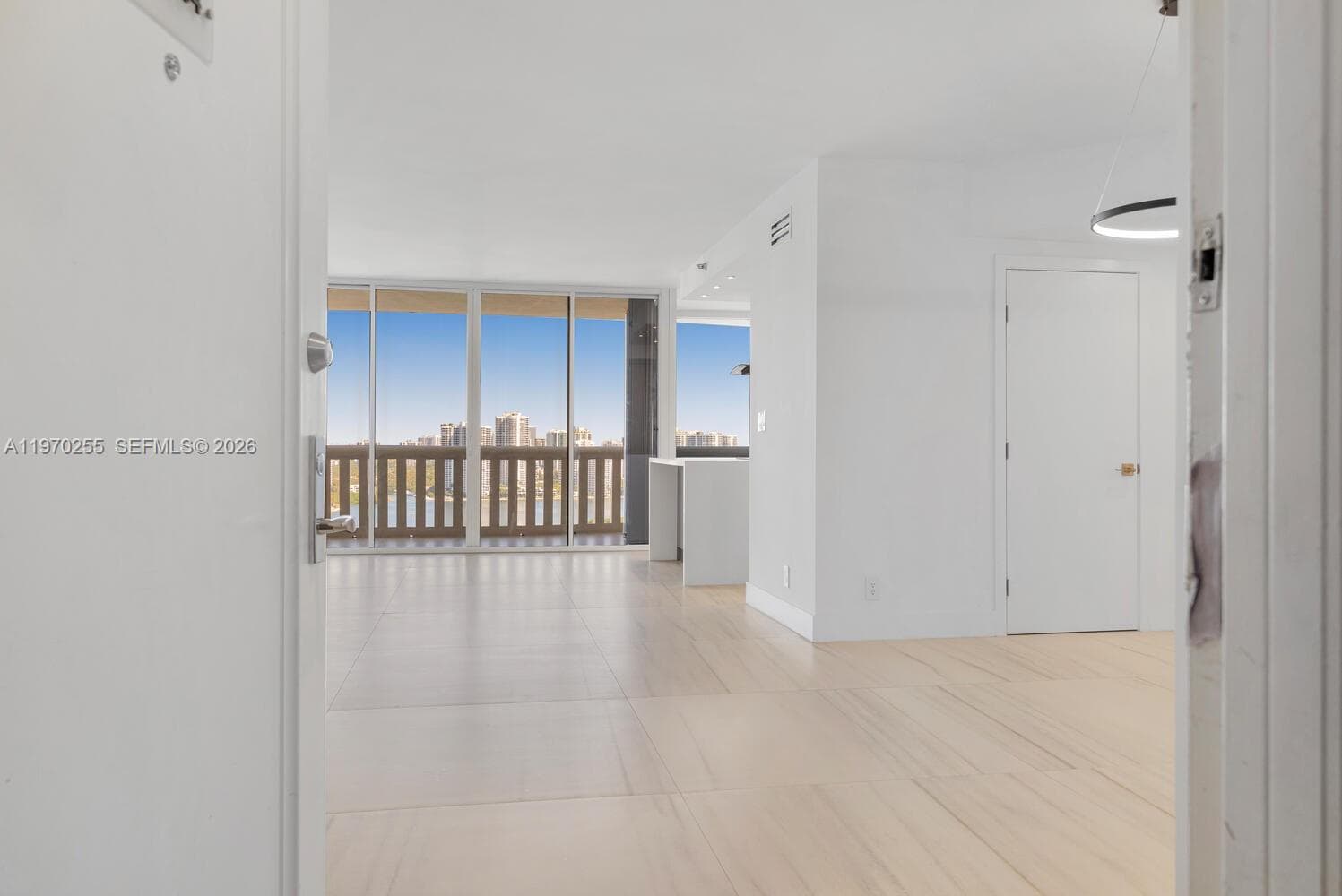 3000 Island Blvd 2504 photo 9