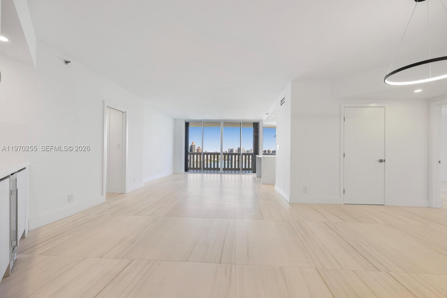 3000 Island Blvd 2504 photo 10