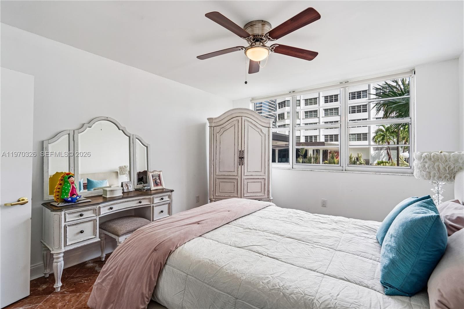 905 Brickell Bay Dr 230 photo 23