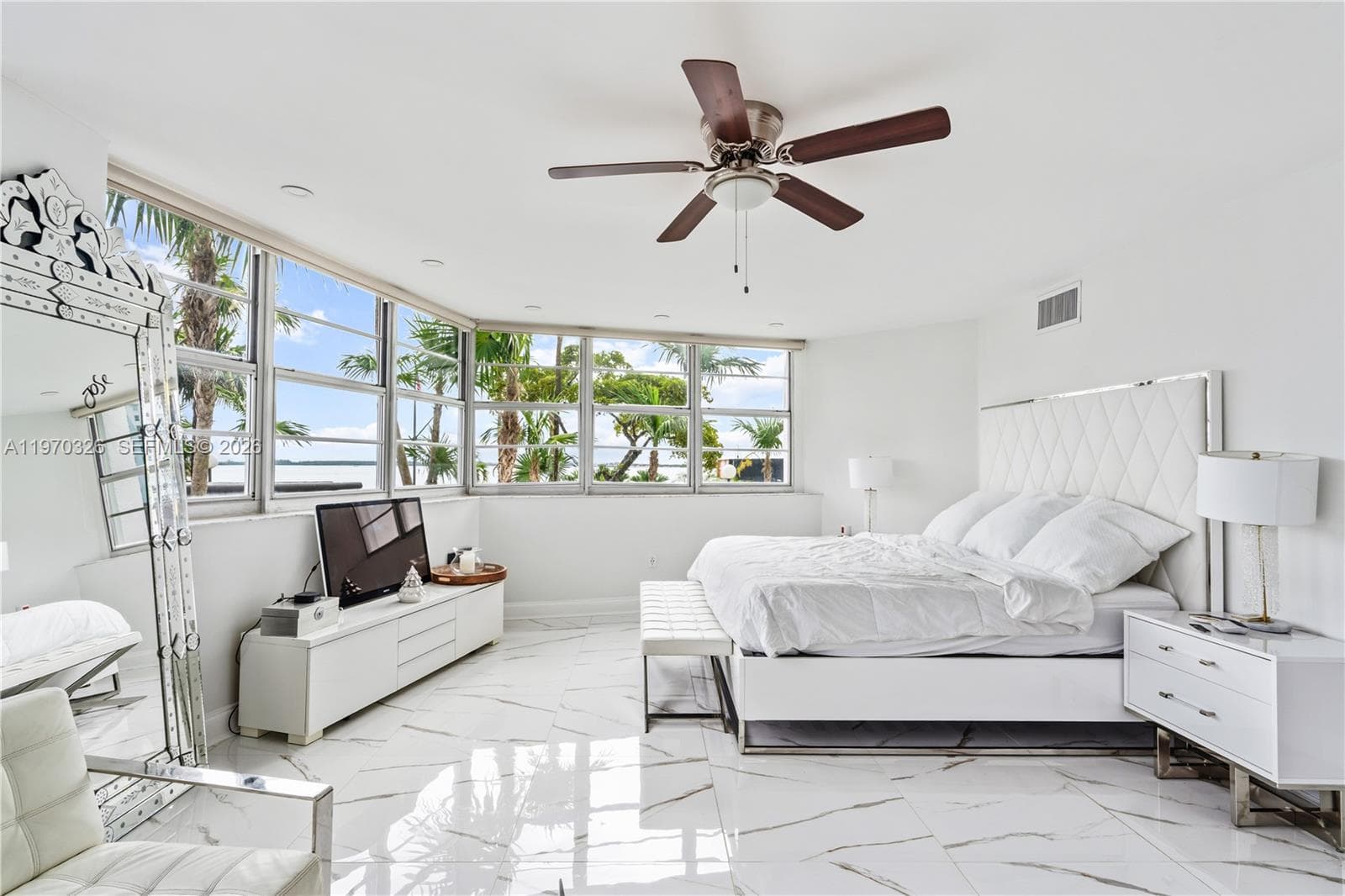 905 Brickell Bay Dr 230 photo 16