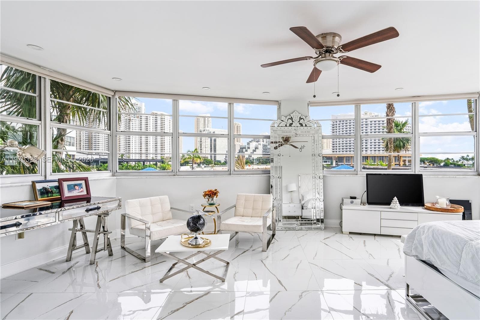 905 Brickell Bay Dr 230 photo 18