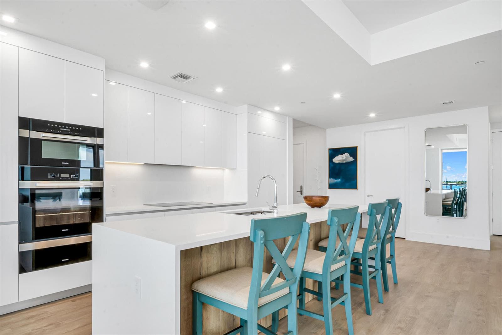 220 Lake Shore Drive 502 photo 12
