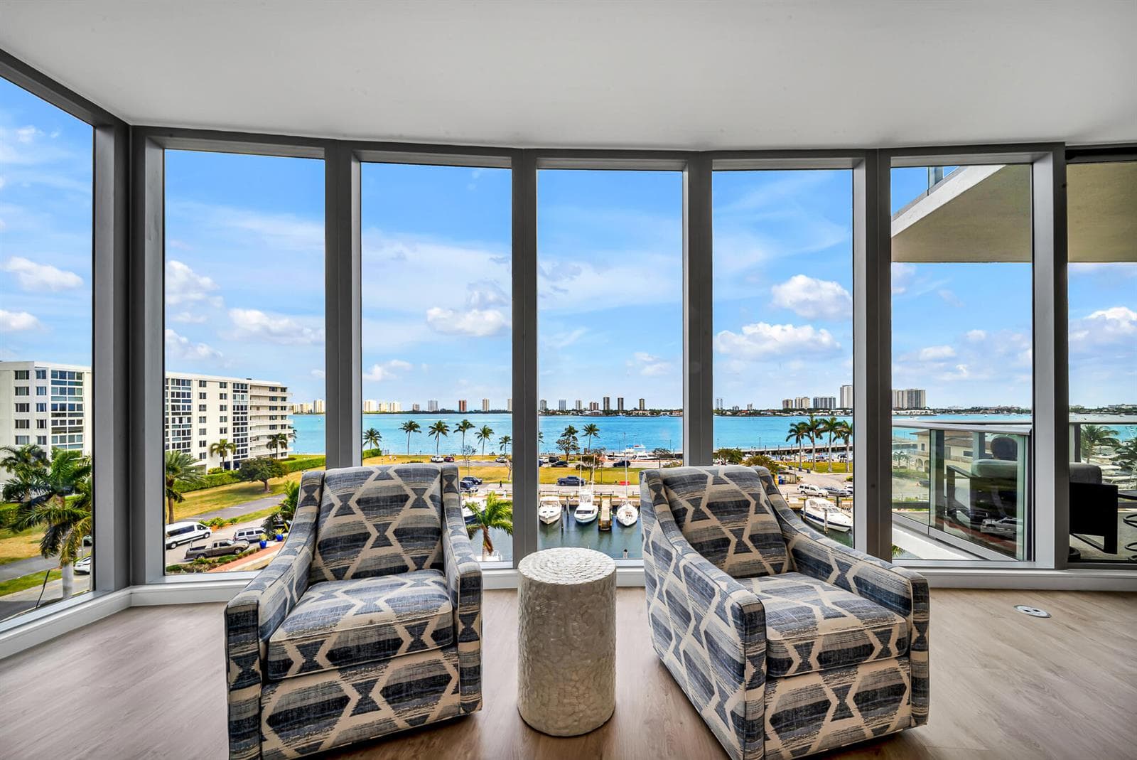 220 Lake Shore Drive 502 photo 22
