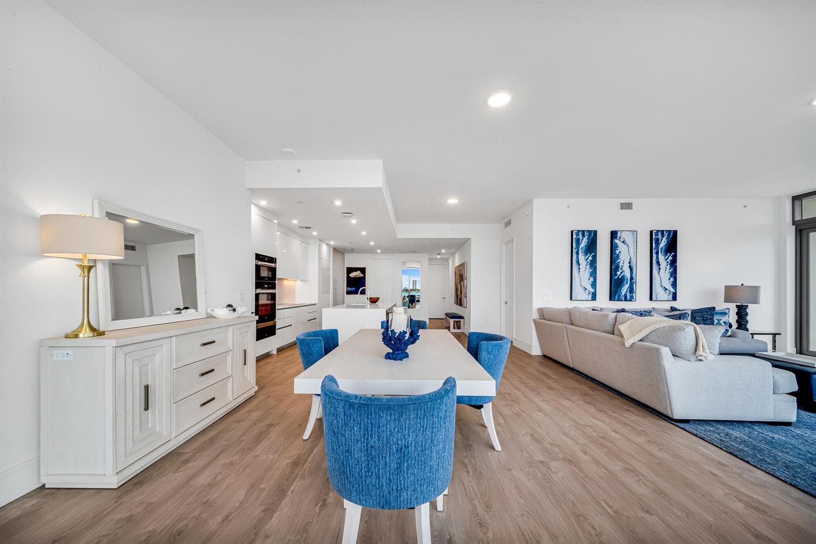 220 Lake Shore Drive 502 photo 24