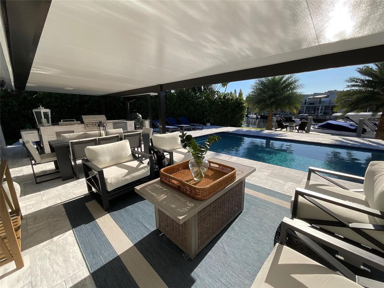 3000 Jasmine Terrace photo 4