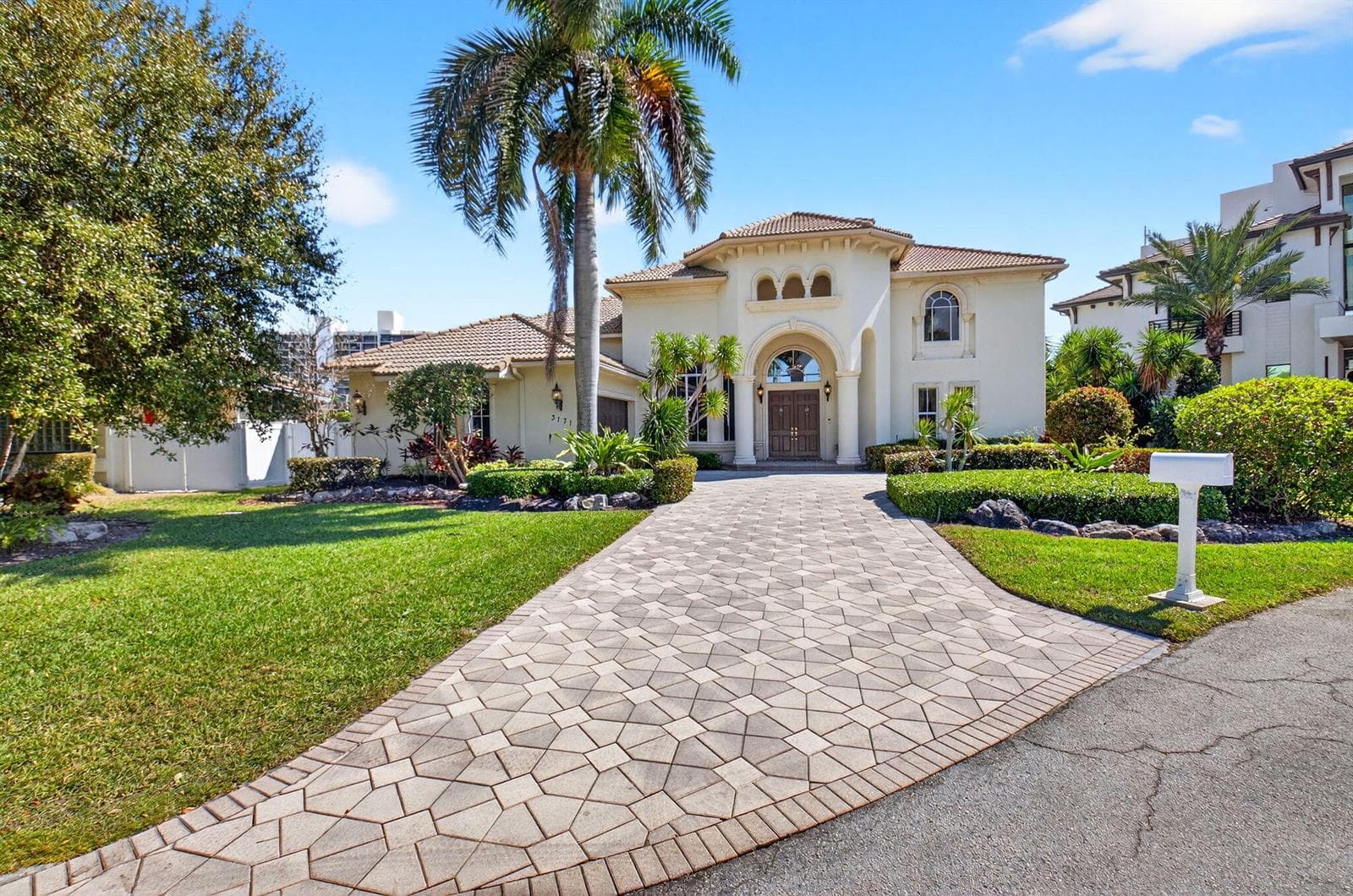3171 Jasmine Drive photo 3