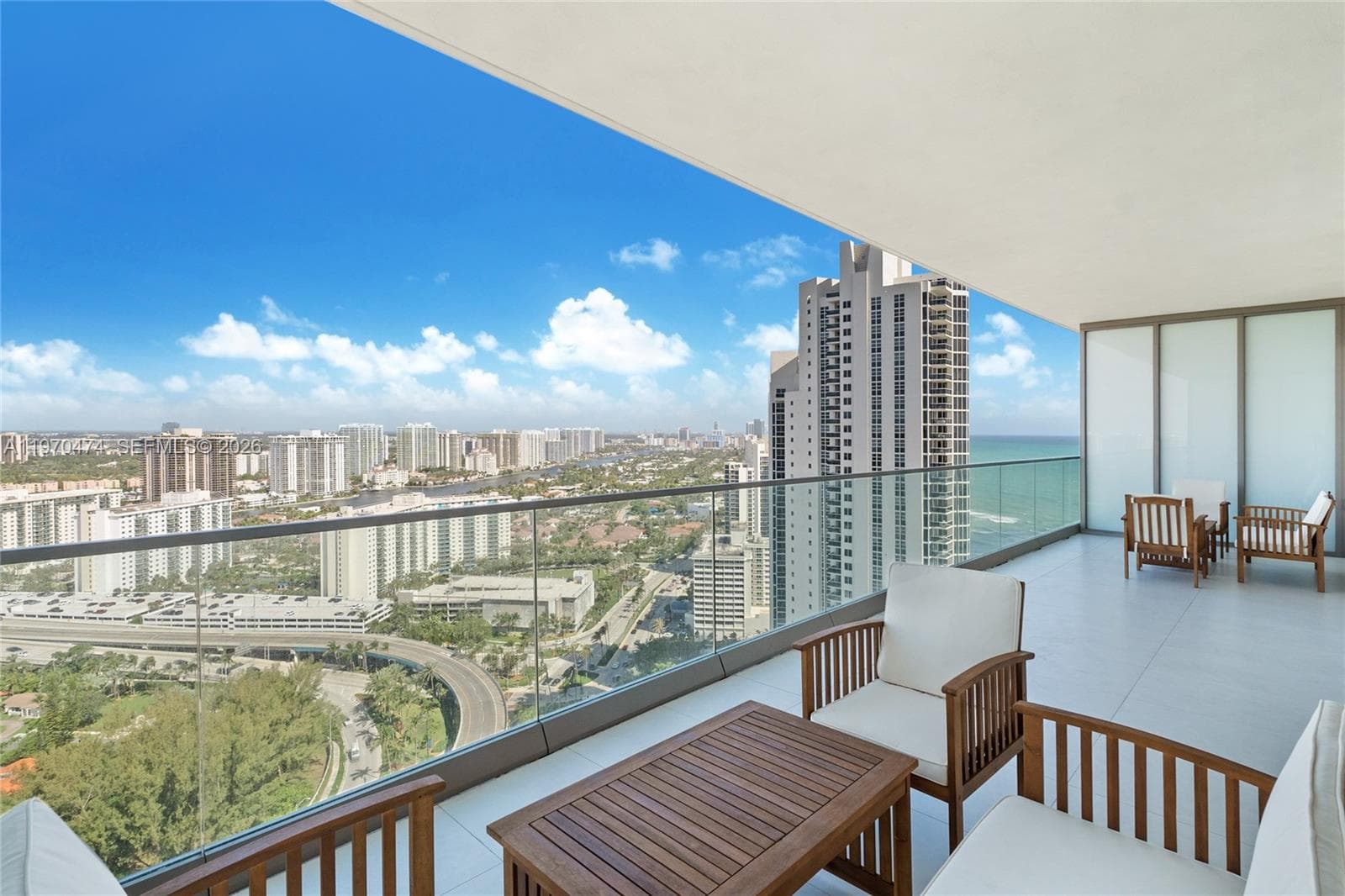 18975 Collins Ave 2703 photo 18