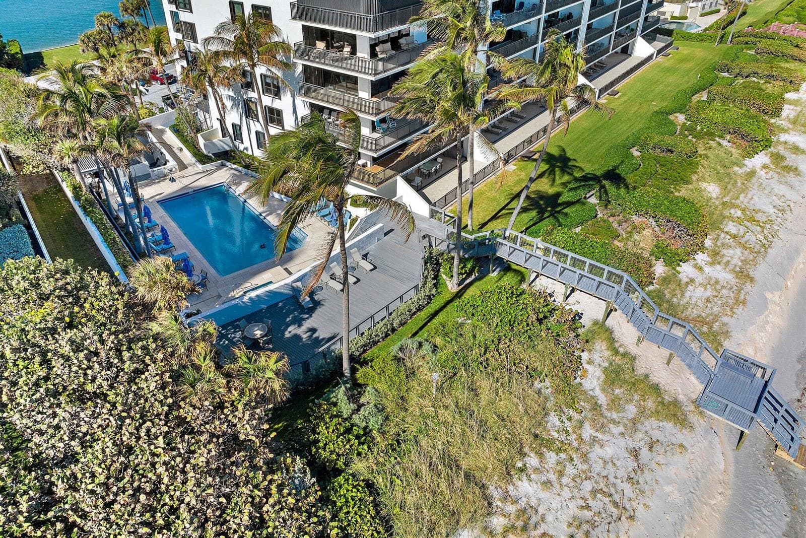 19750 Beach Road 7050 photo 14