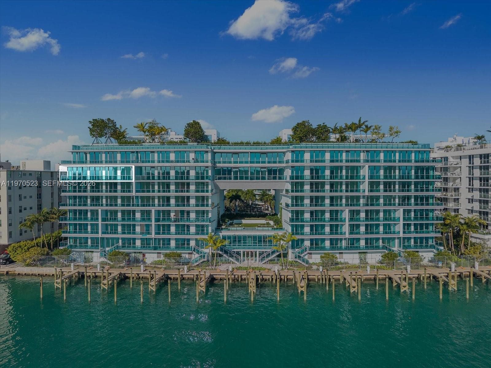 9201 Bay Harbor Dr LPH01 photo 1