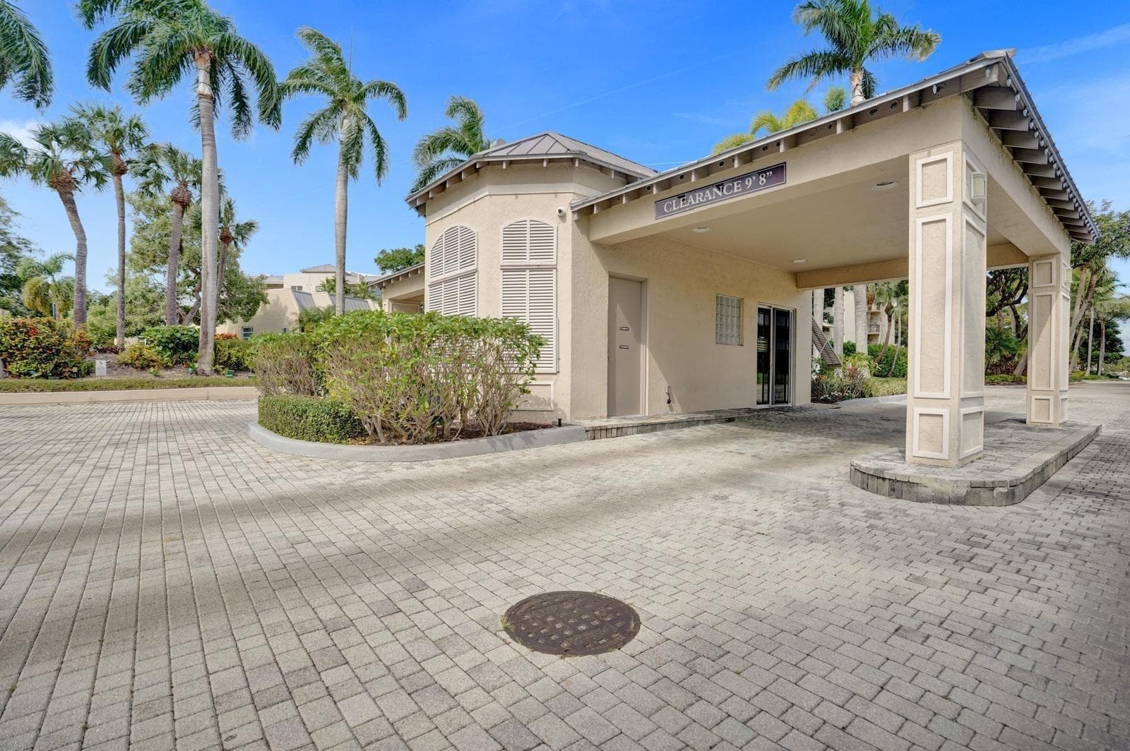 4 Royal Palm Way 503 photo 2