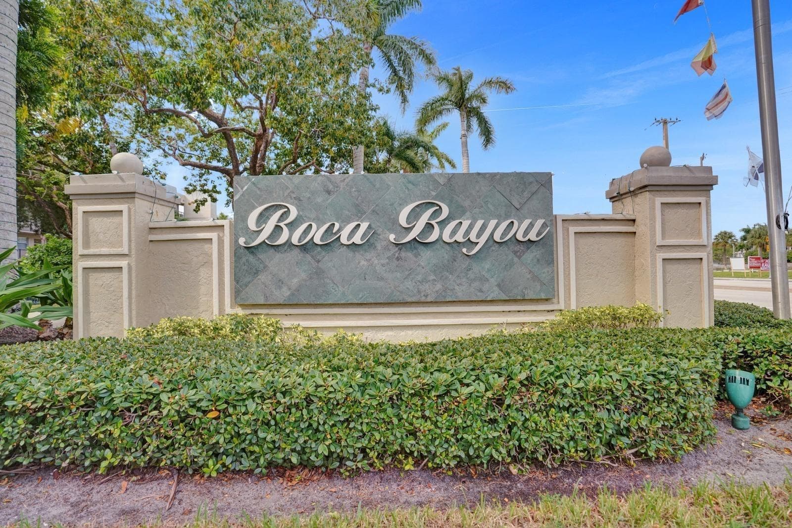 4 Royal Palm Way 503 photo 3