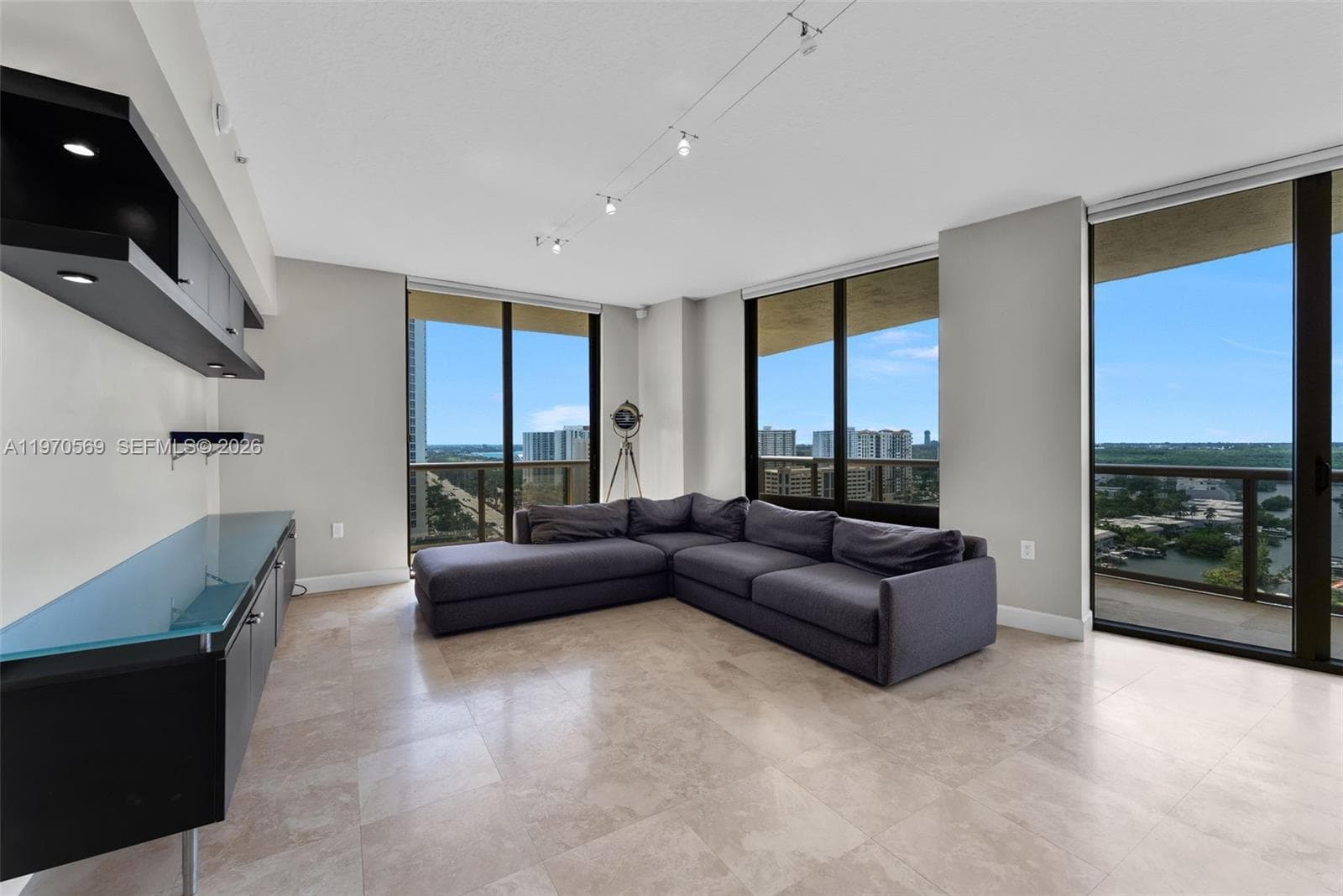 16275 Collins Ave 1604 photo 10