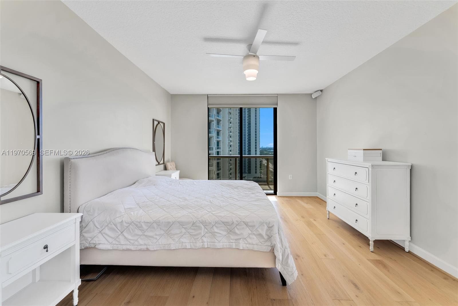 16275 Collins Ave 1604 photo 14