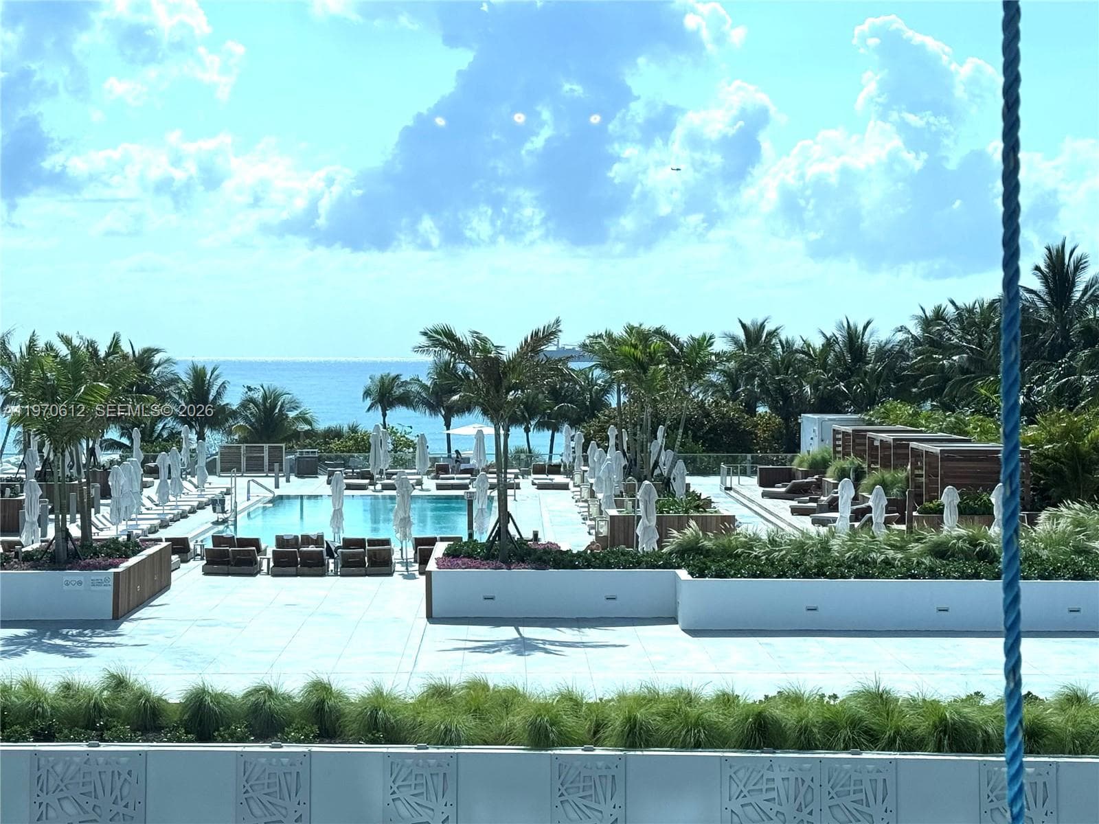 2301 Collins Ave 338 photo 1