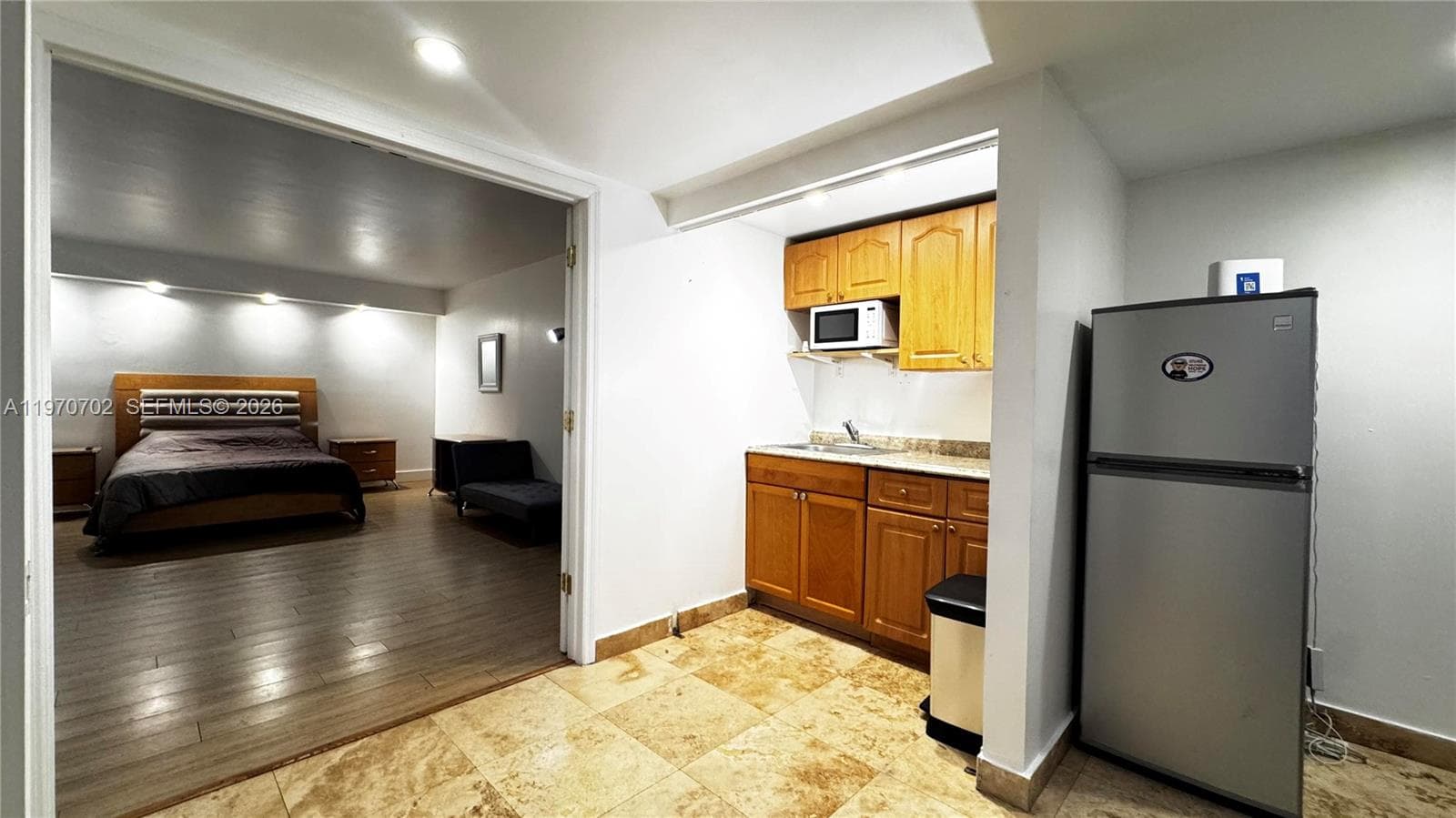 999 Brickell Bay Dr 303 photo 5