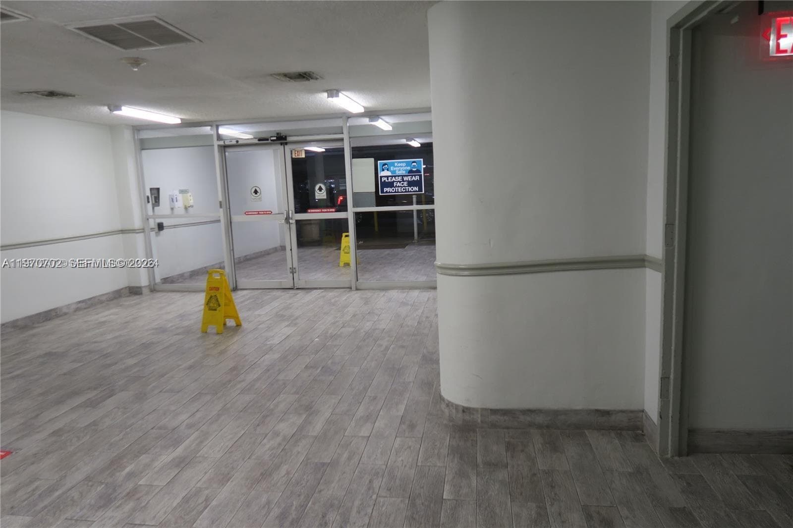 999 Brickell Bay Dr 303 photo 21