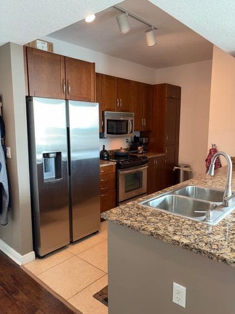 400 N Federal Highway N 604 photo 16