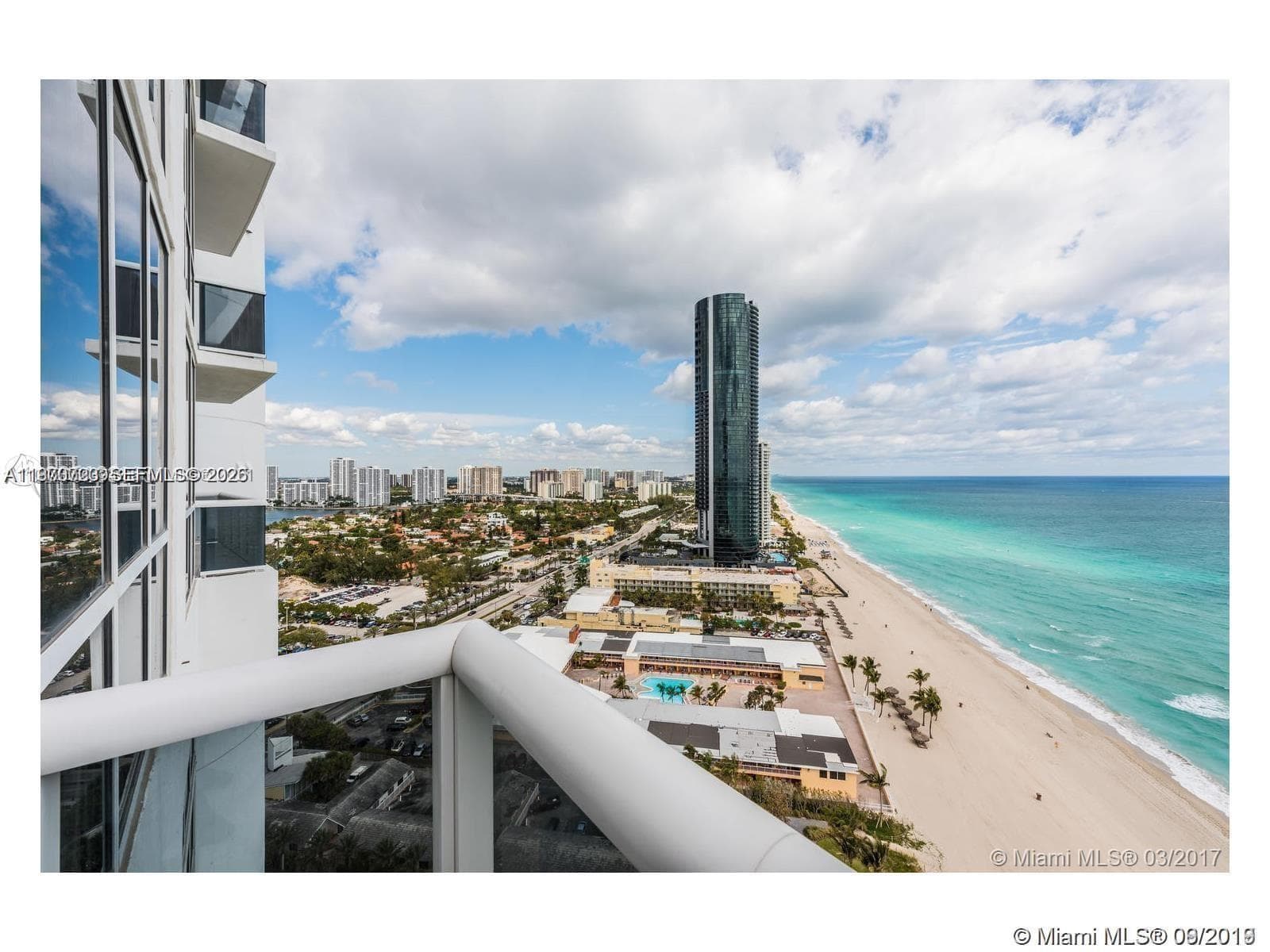 18201 Collins Ave 4808 photo 1