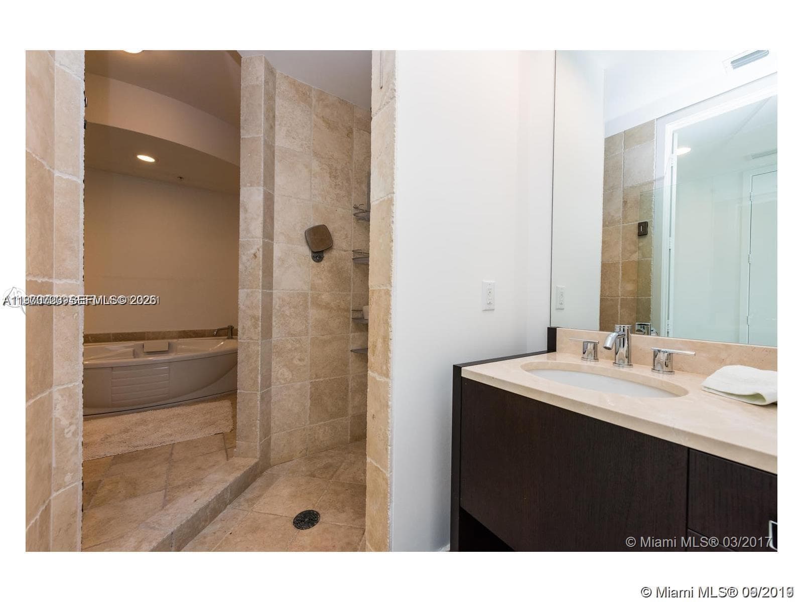 18201 Collins Ave 4808 photo 5