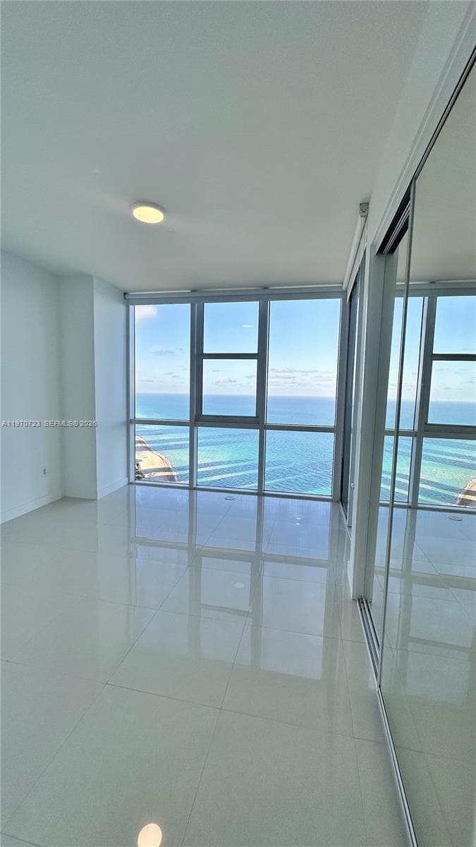 18201 Collins Ave 4808 photo 14