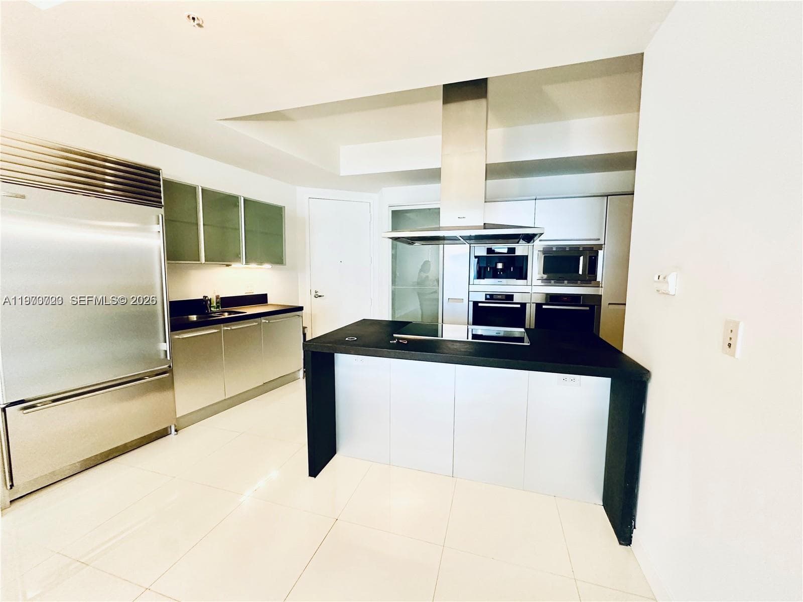 18201 Collins Ave 4808 photo 8