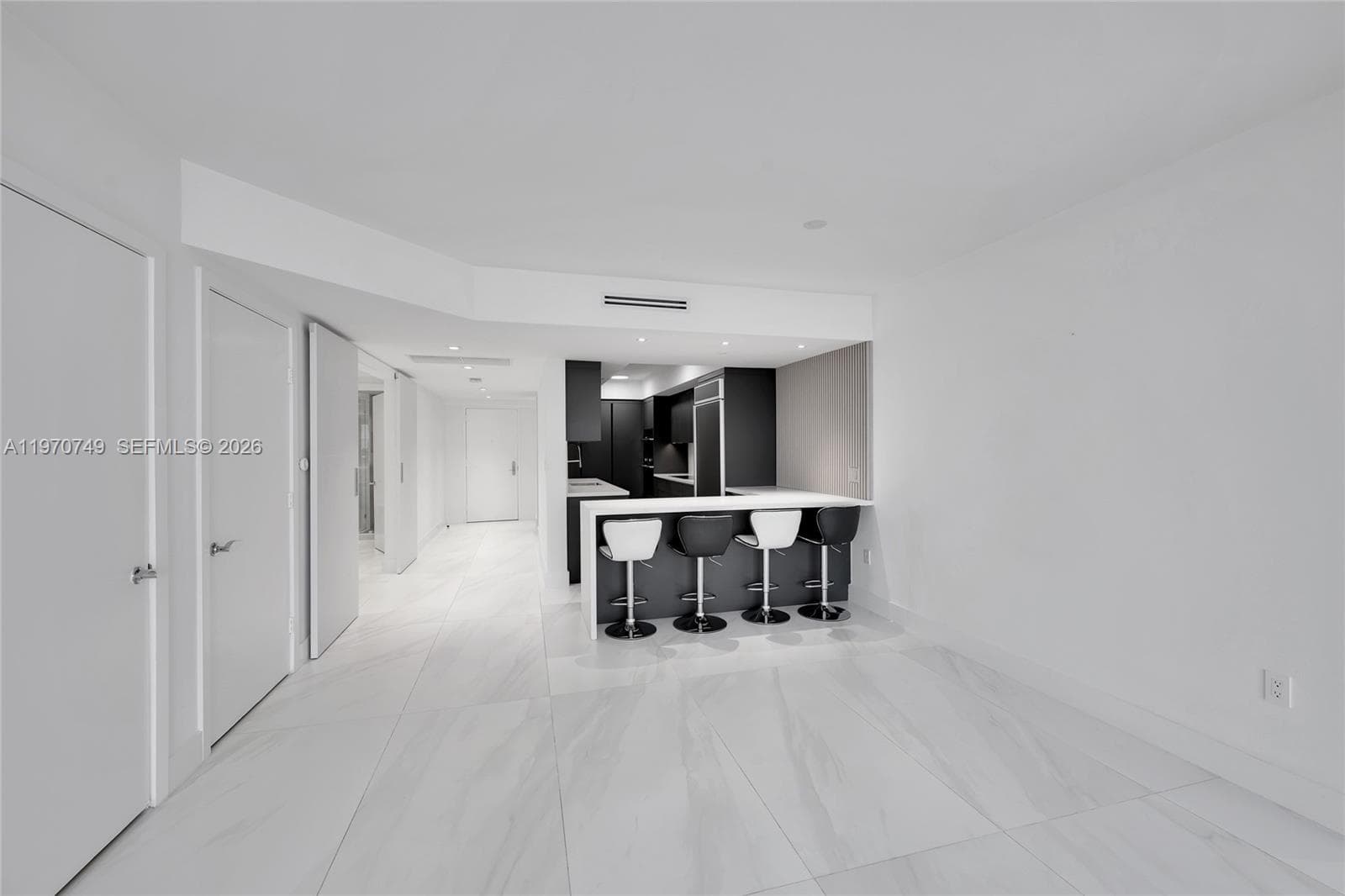 1850 S Ocean Dr 1808 photo 6