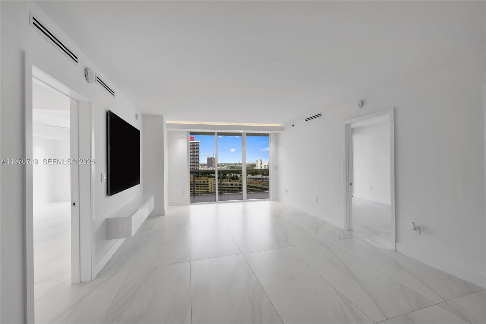 1850 S Ocean Dr 1808 photo 5
