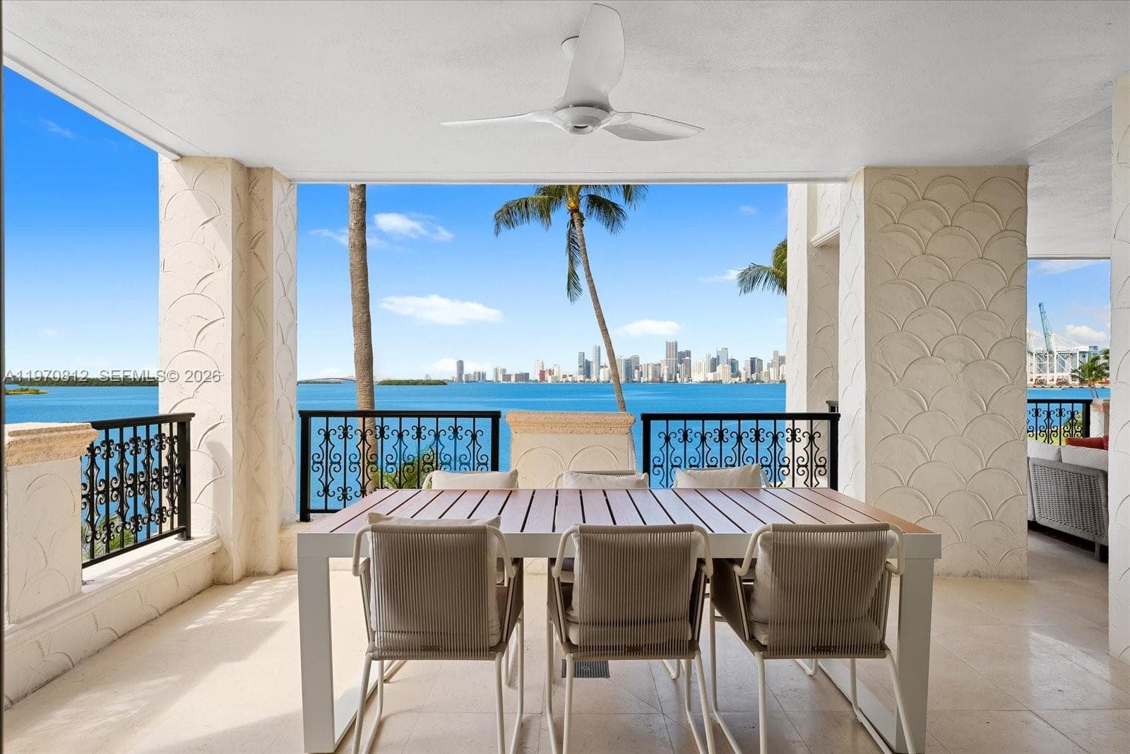 4921 Fisher Island Dr 4921 photo 14