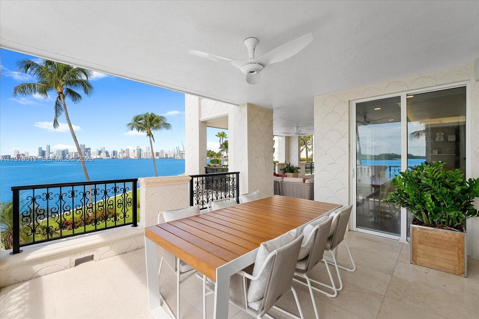 4921 Fisher Island Dr 4921 photo 15