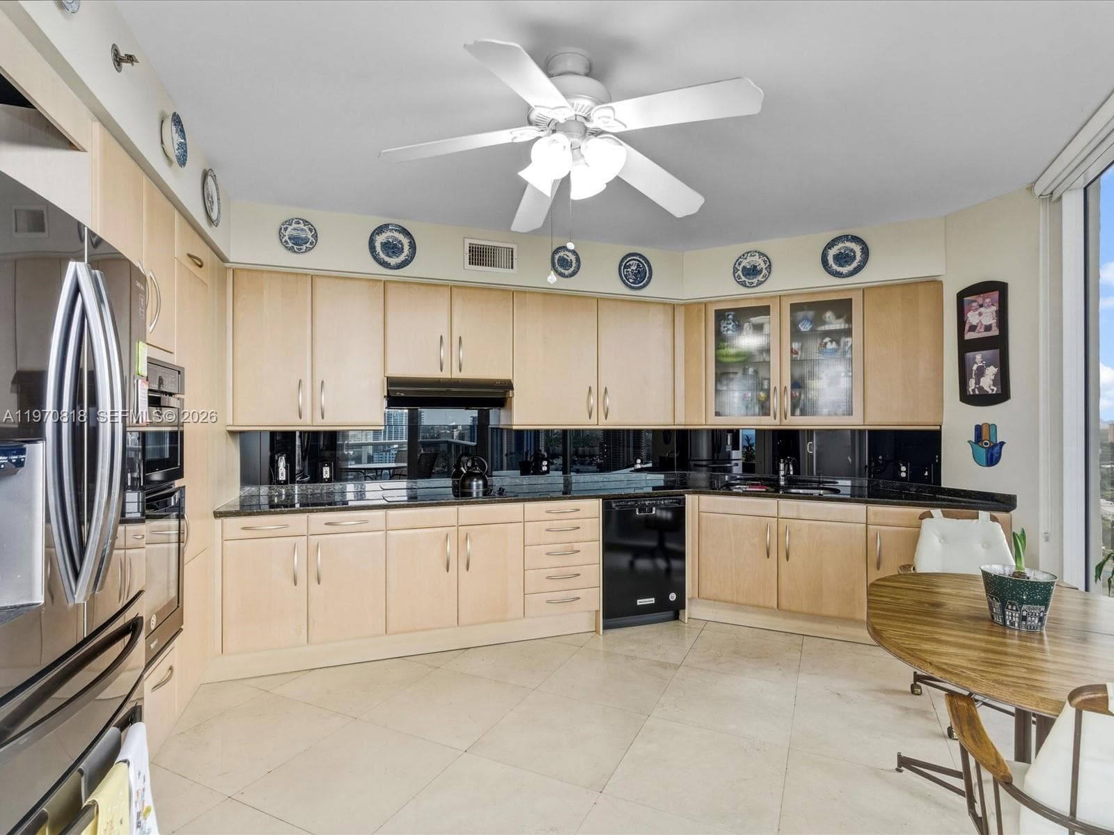 19333 Collins Ave 2304 photo 14