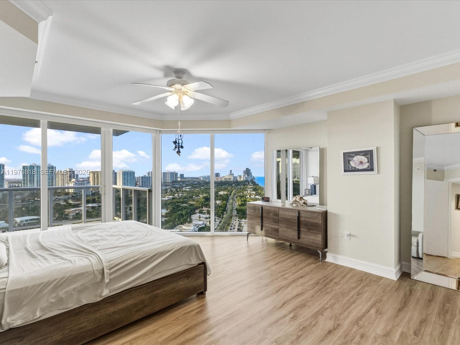 19333 Collins Ave 2304 photo 19