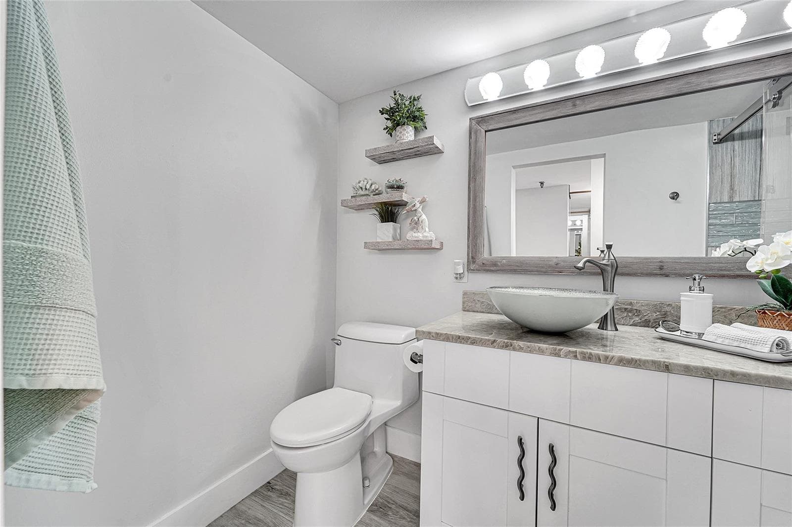 2900 NE 14th Street Causeway Unit 709 photo 21