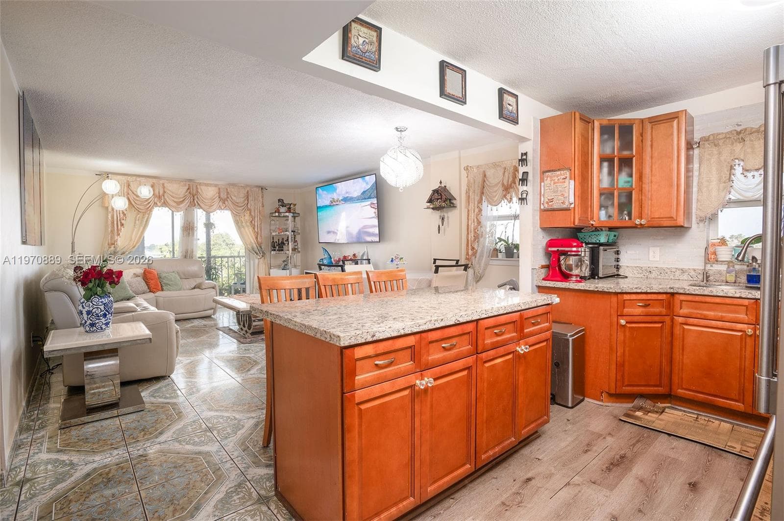 16450 Miami Dr 503 photo 3