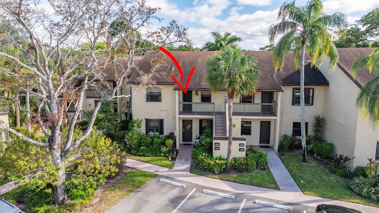 3273 Carambola Circle 23137 photo 2