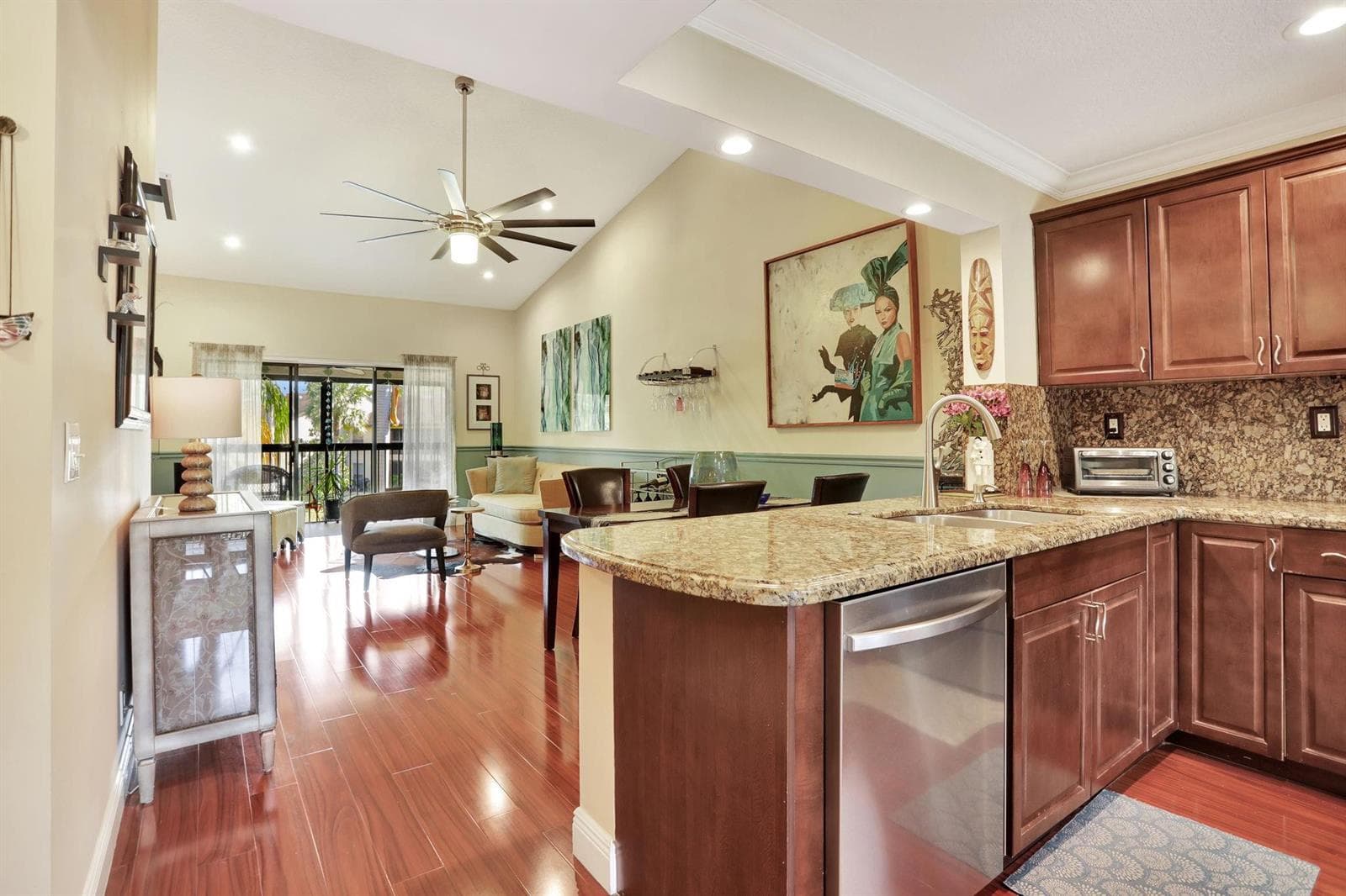3273 Carambola Circle 23137 photo 9