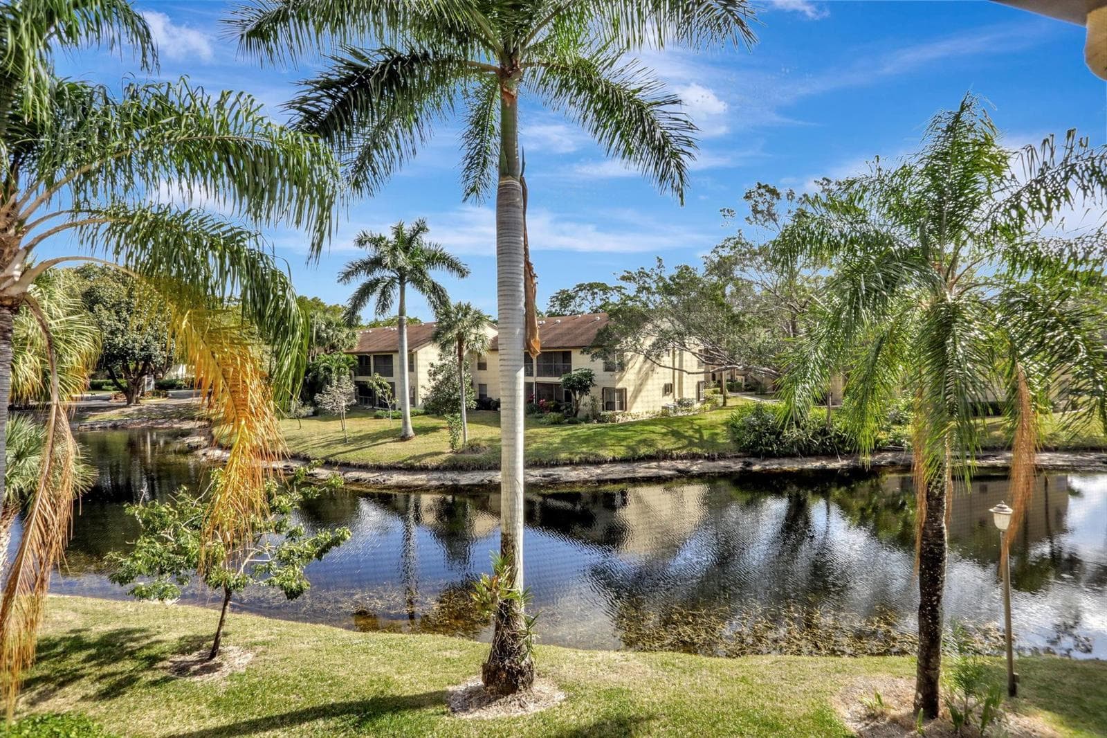3273 Carambola Circle 23137 photo 19