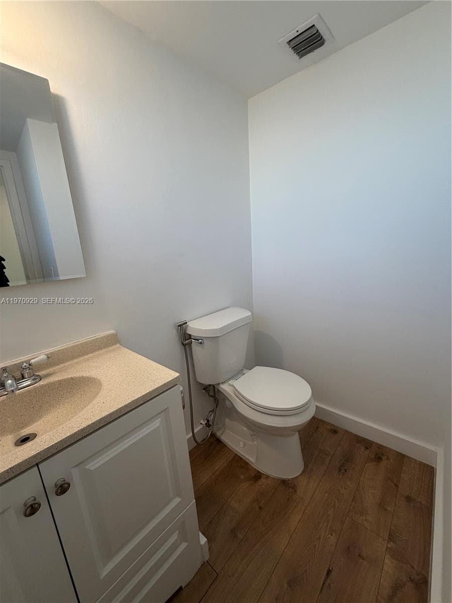 7900 Tatum Waterway Dr 506 photo 22