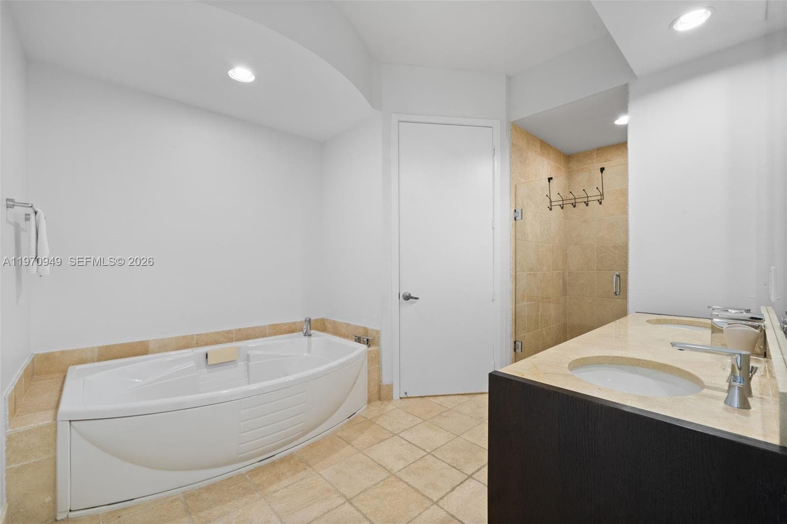 18201 Collins Ave 4709 photo 22