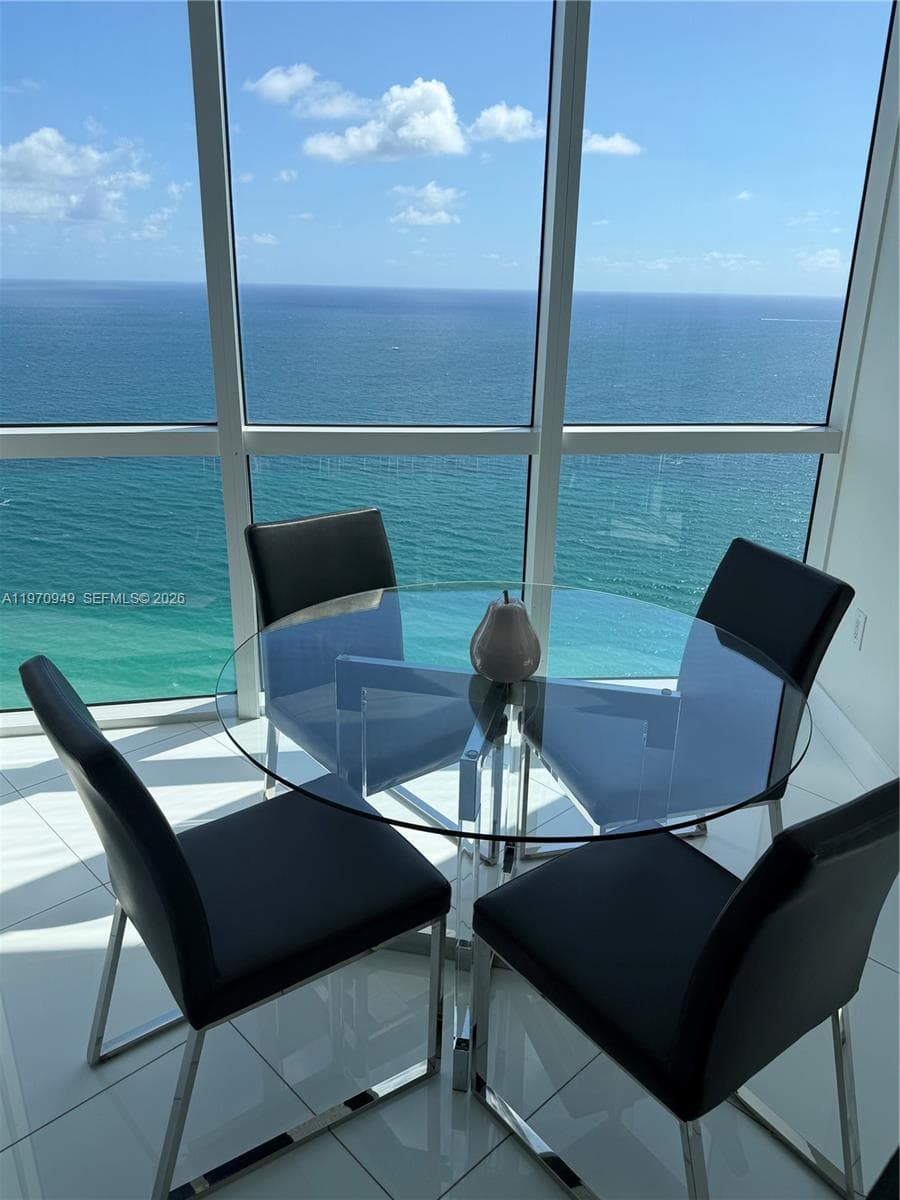 18201 Collins Ave 4709 photo 5