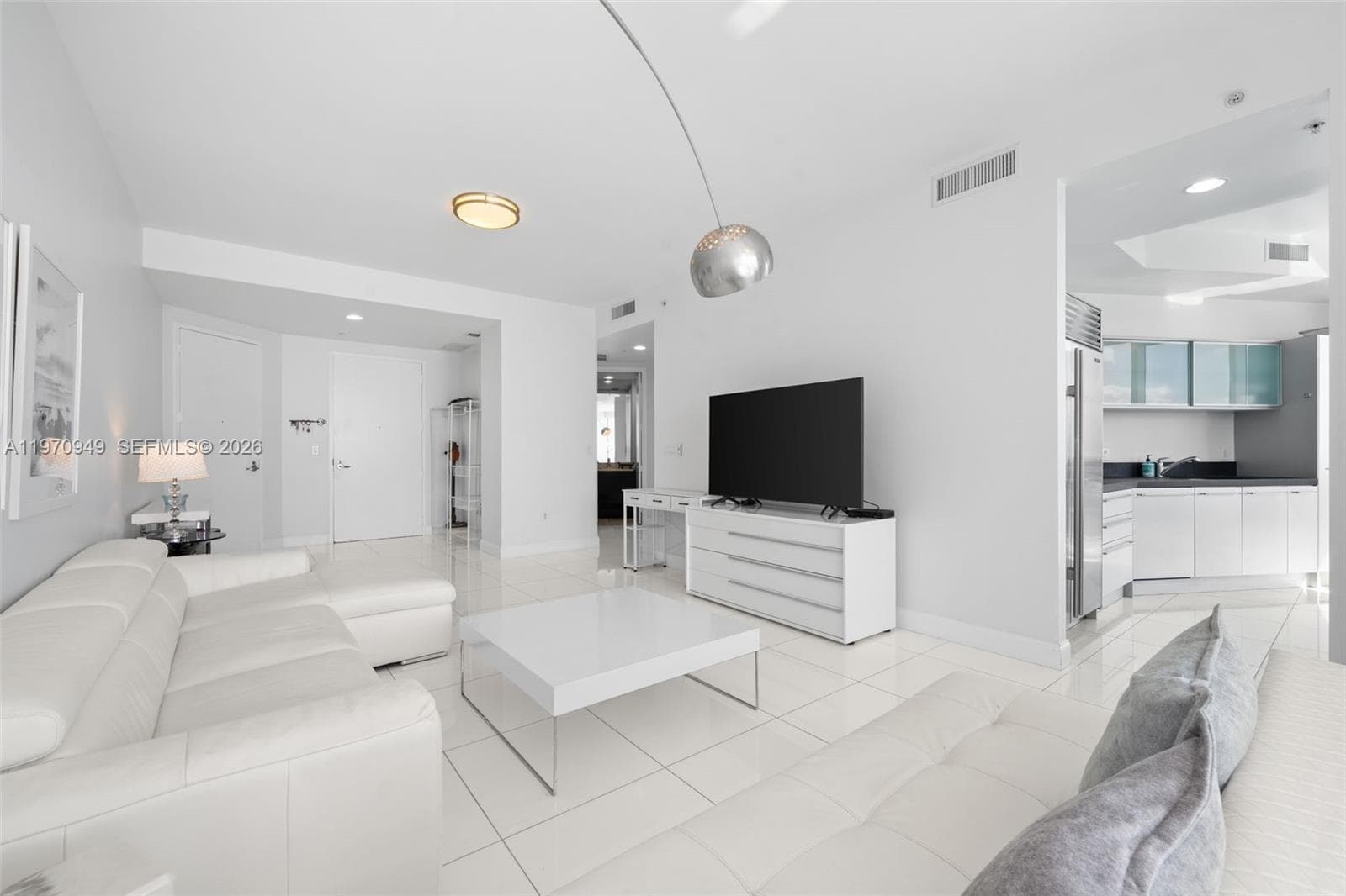 18201 Collins Ave 4709 photo 9