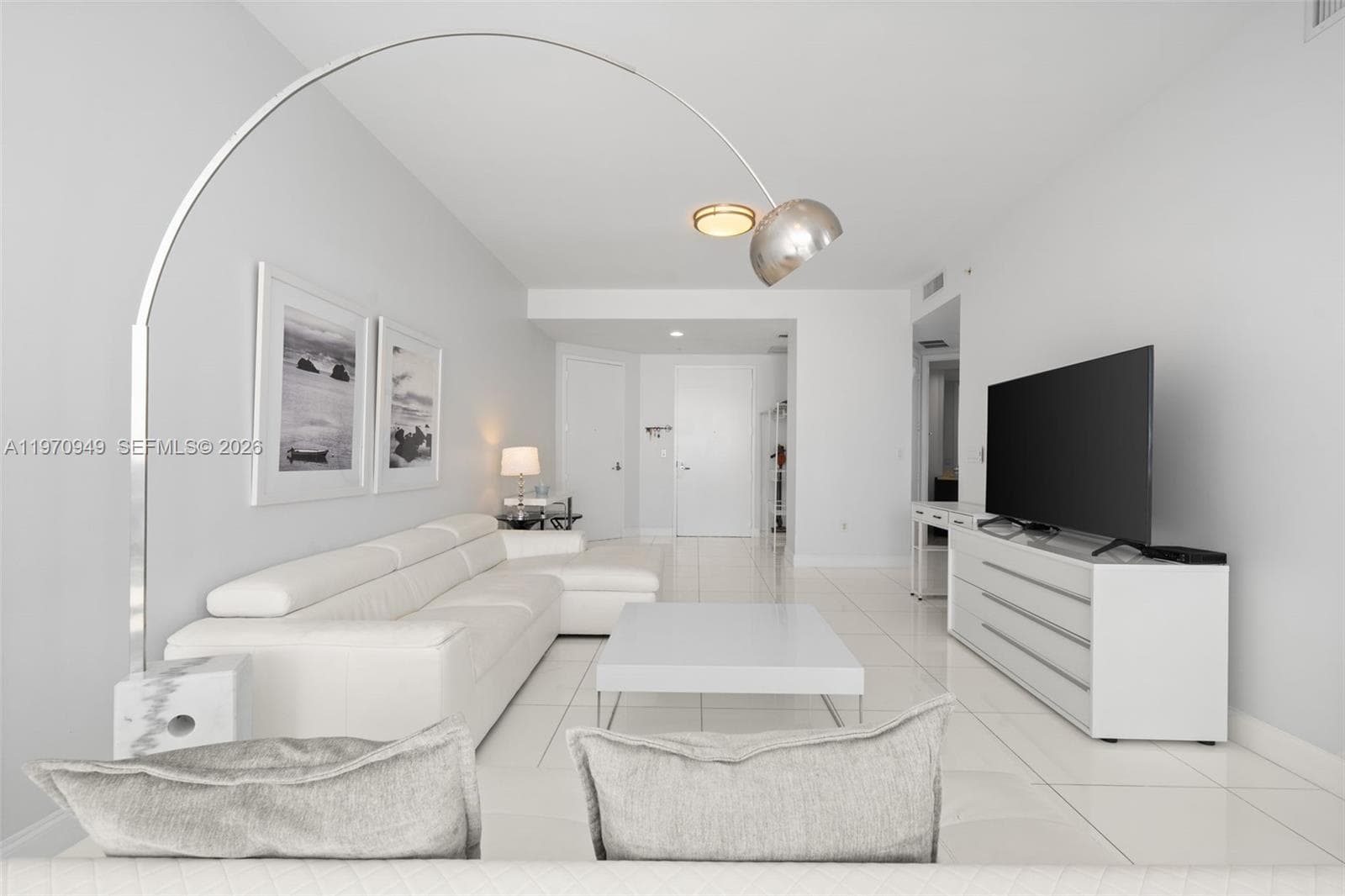 18201 Collins Ave 4709 photo 8