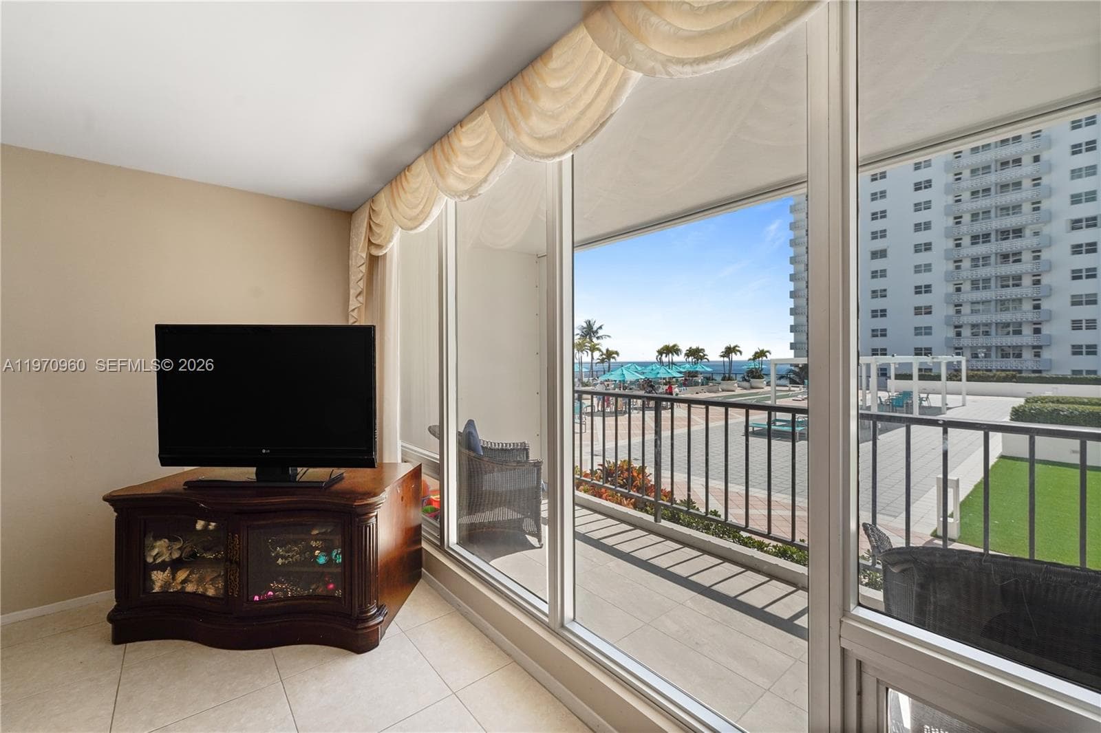4280 Galt Ocean Dr 2K photo 9