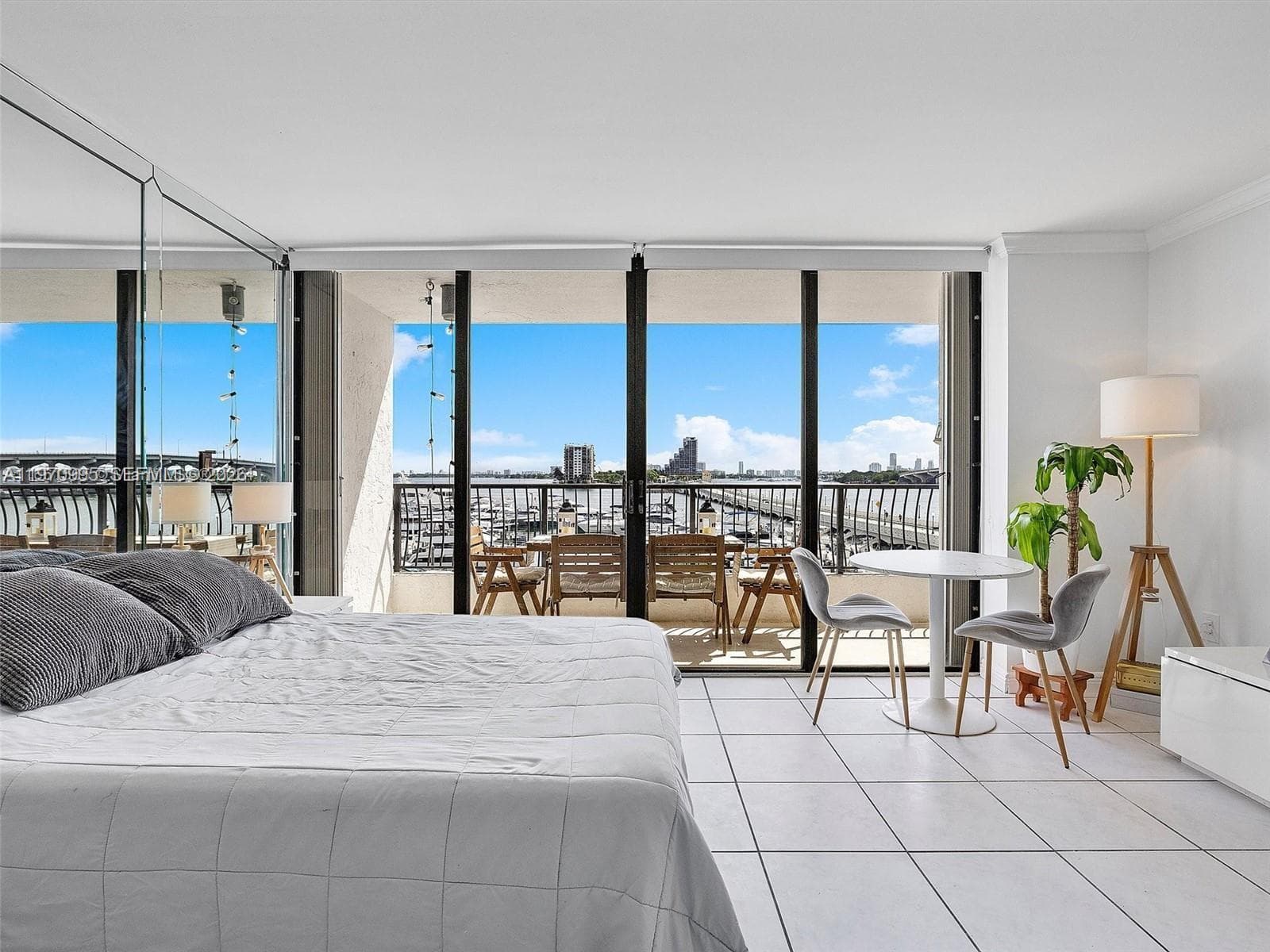 555 NE 15th St 408 photo 6