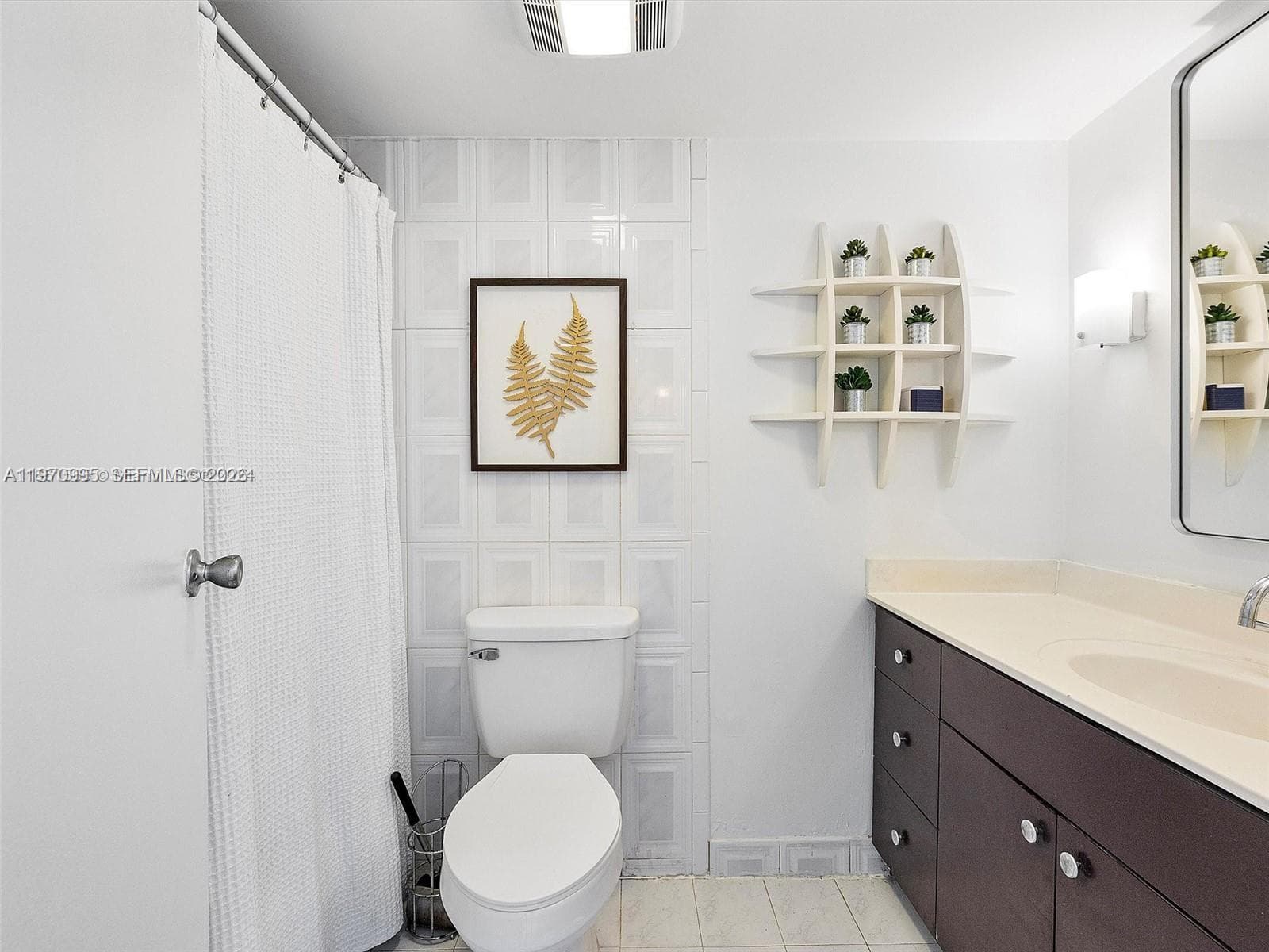 555 NE 15th St 408 photo 13