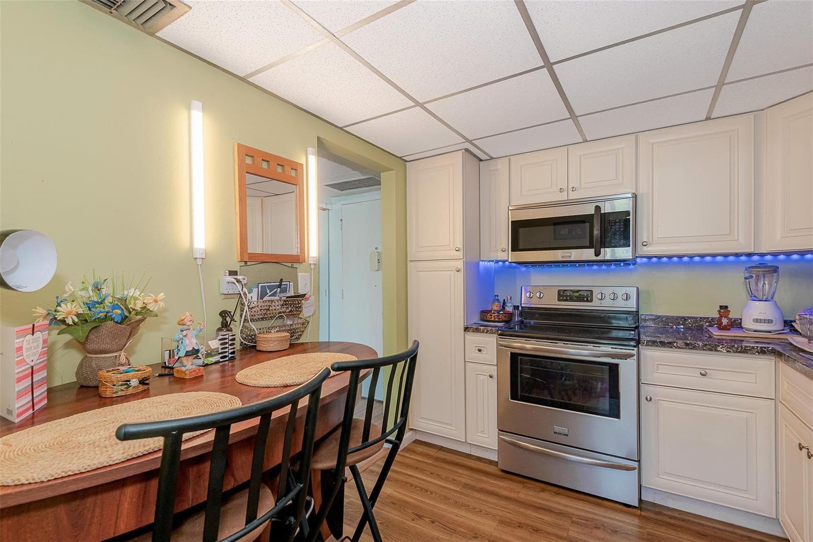 2751 Taft Street 305 photo 12