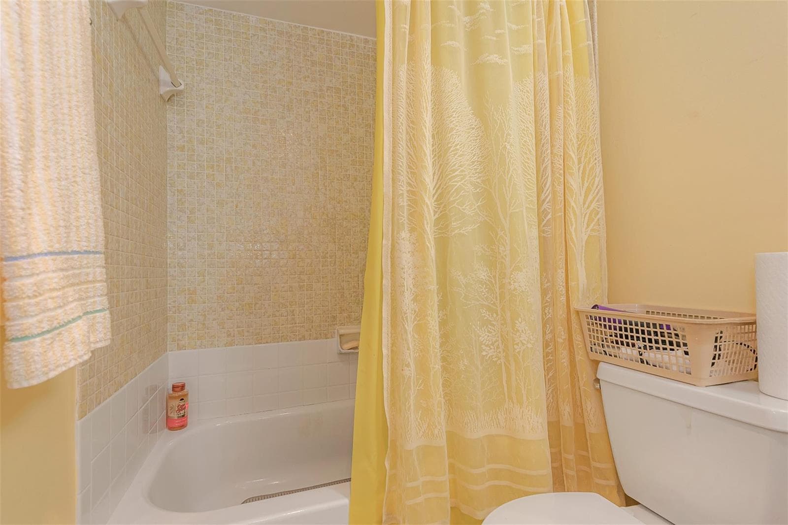 2751 Taft Street 305 photo 22