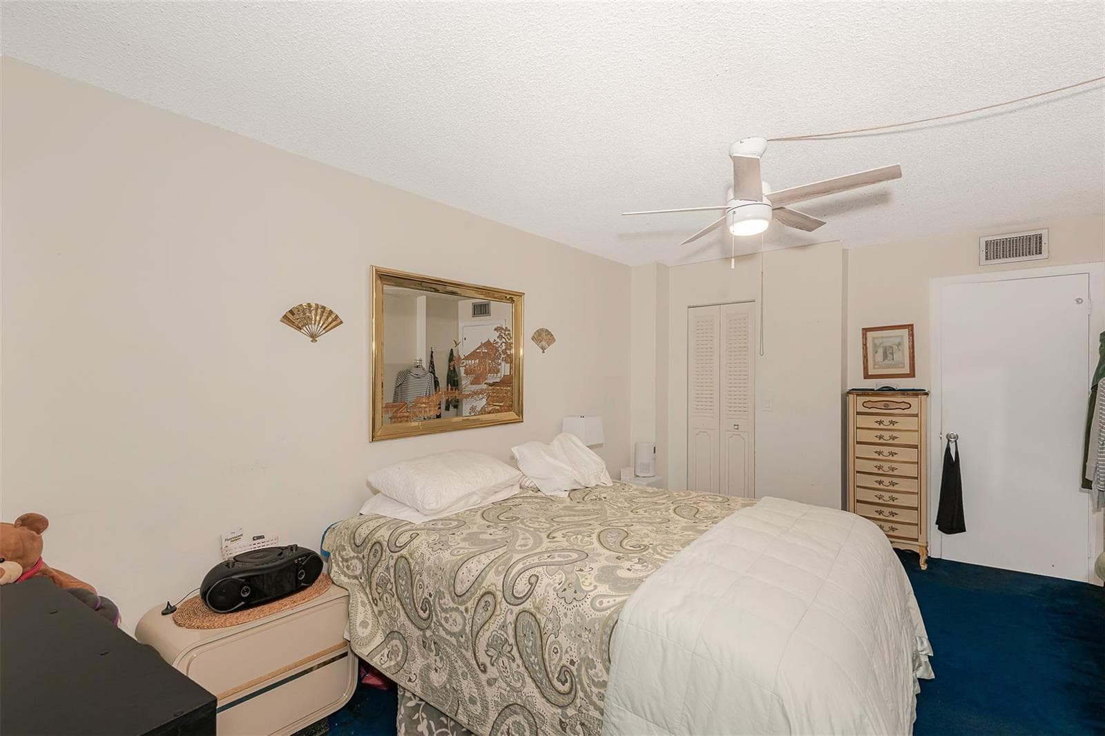 2751 Taft Street 305 photo 18