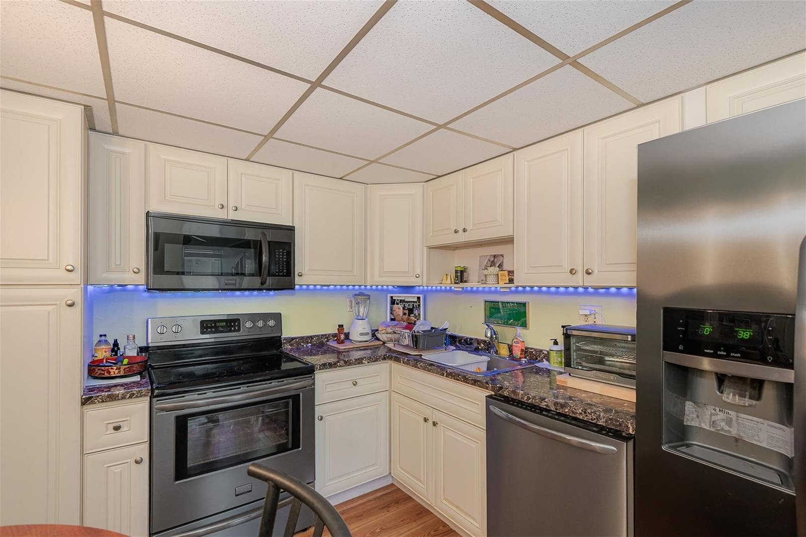 2751 Taft Street 305 photo 11