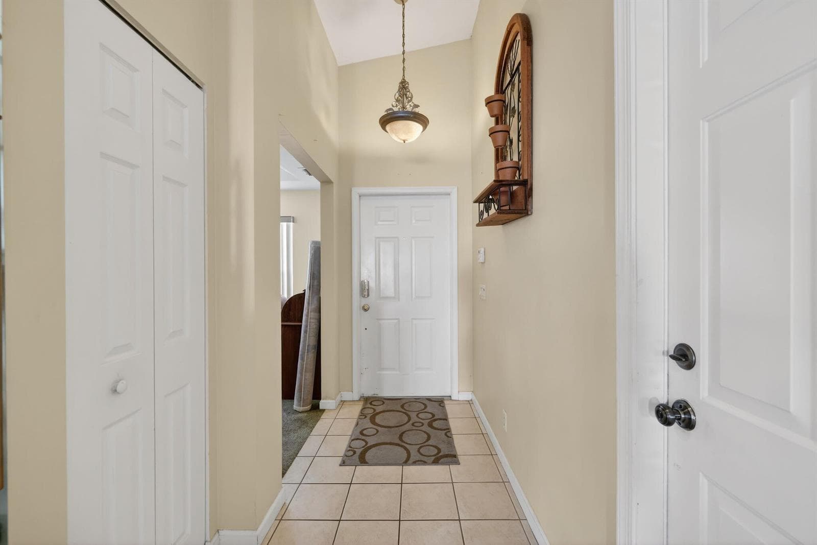 9042 SW Caprice Circle photo 2